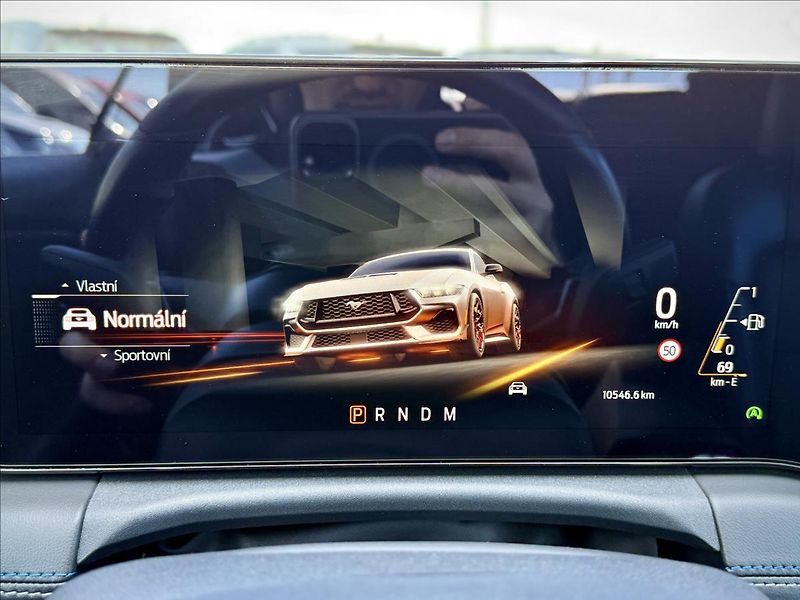 Ford Mustang 5,0 V8 328kW GT California AUT - fotka 32 z 51