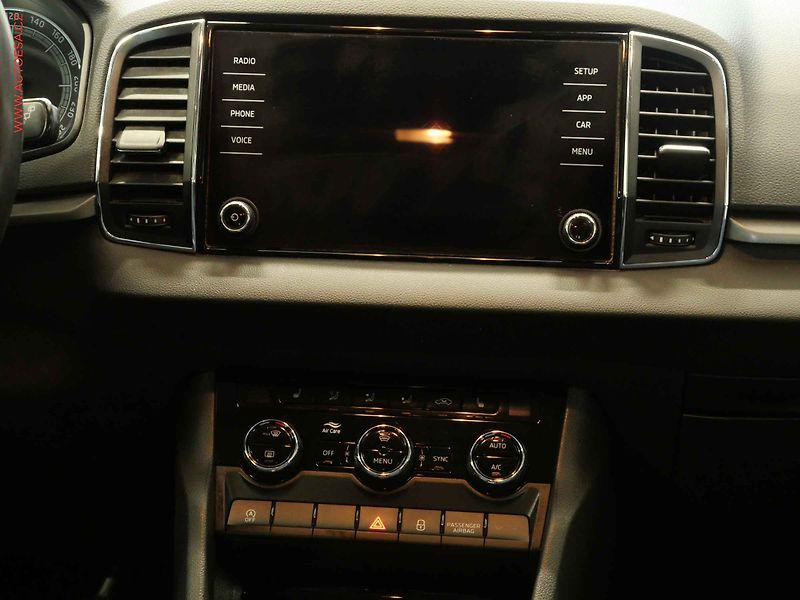 Škoda Karoq (2018) 1.6TDi, ČR, Ambition, DSG - fotka 9 z 21