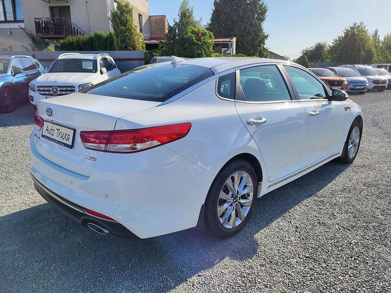 Kia Optima 1.7 CRDi 16V 104kW EXCLUSIVE - fotka 4 z 44