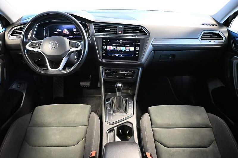 Volkswagen Tiguan Allspace (2023) 2.0 DSG LED ACC VIRTUAL Tažné - fotka 13 z 33