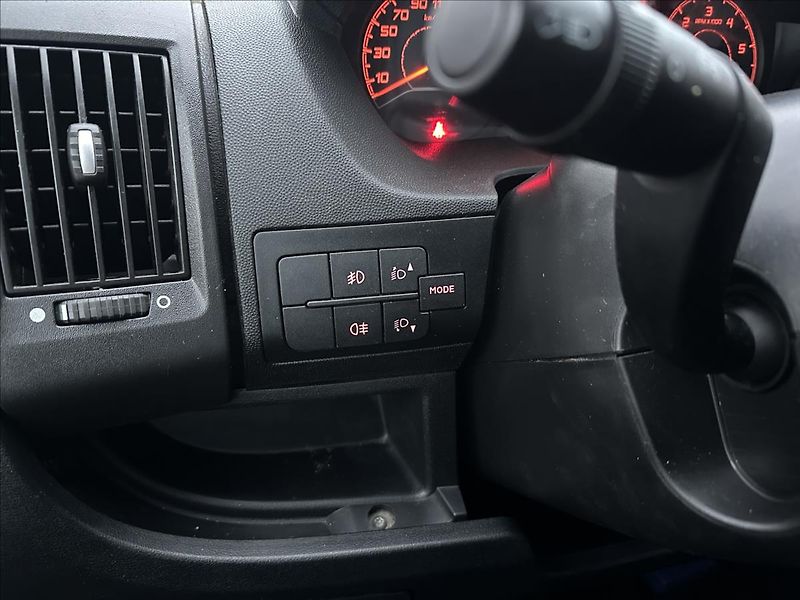 Fiat Ducato 2,3 TAŽNÉ, ZAHRÁDKA - fotka 21 z 24