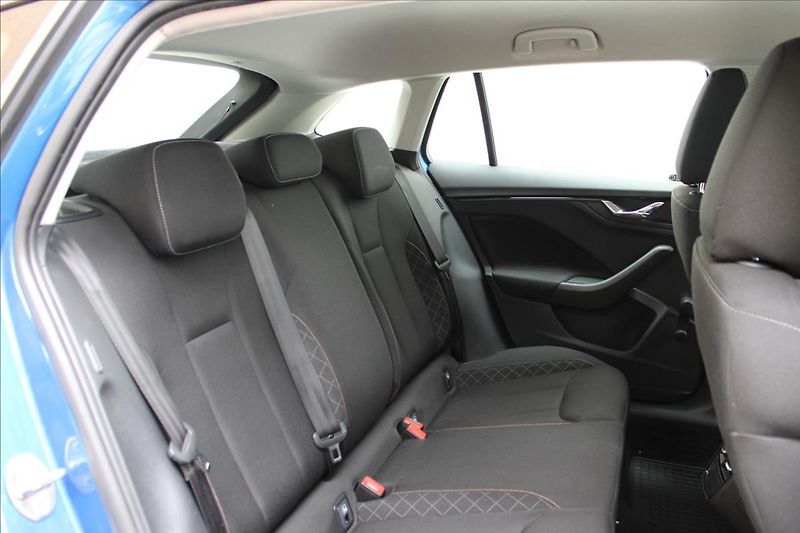 Škoda Scala 1.6 TDI / AMBITION / CZ - fotka 34 z 44