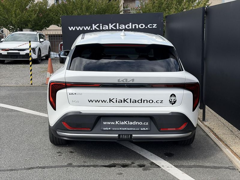 Kia K4 1,0 T-GDi Exlclusive 17 - fotka 6 z 12