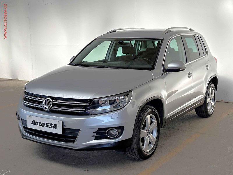 Volkswagen Tiguan (2013) 2.0 TDi, Sport&Style, TZ, - fotka 3 z 15