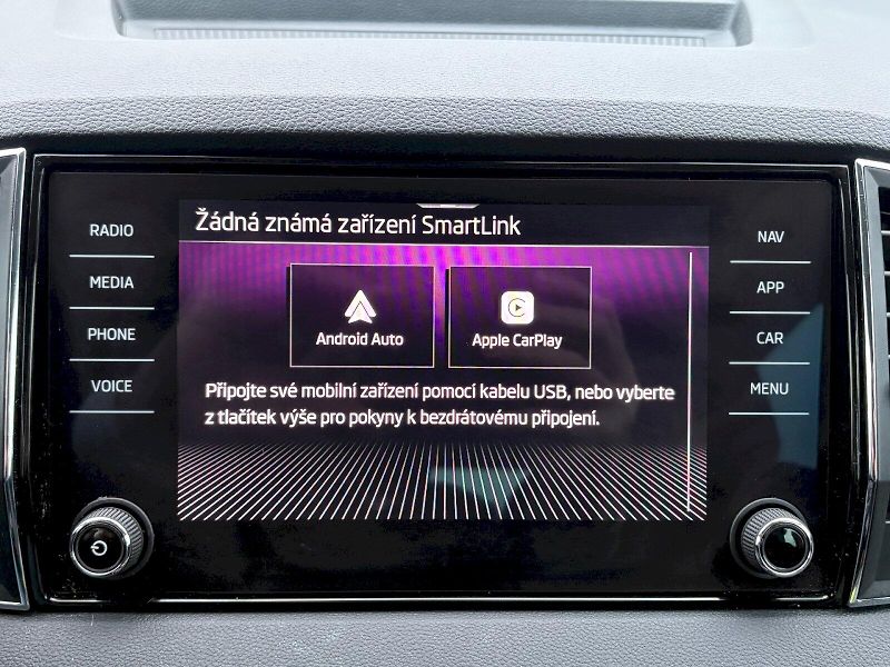 Škoda Karoq (2024) DSG 1.5 TSI / 110 kW / TOP SEL - fotka 12 z 31