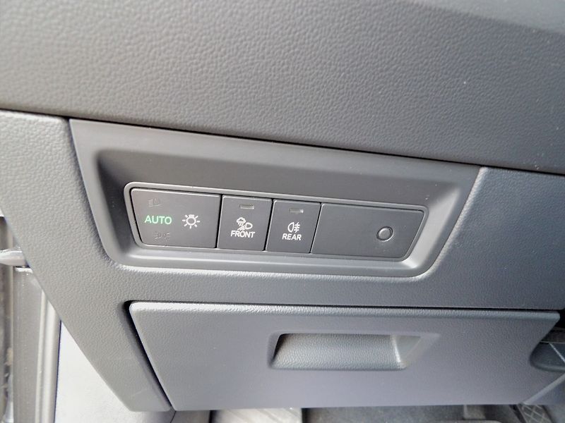 Volkswagen Touareg 3.0TDI V6 8°AT 4x4 Tažné ČR - fotka 19 z 35