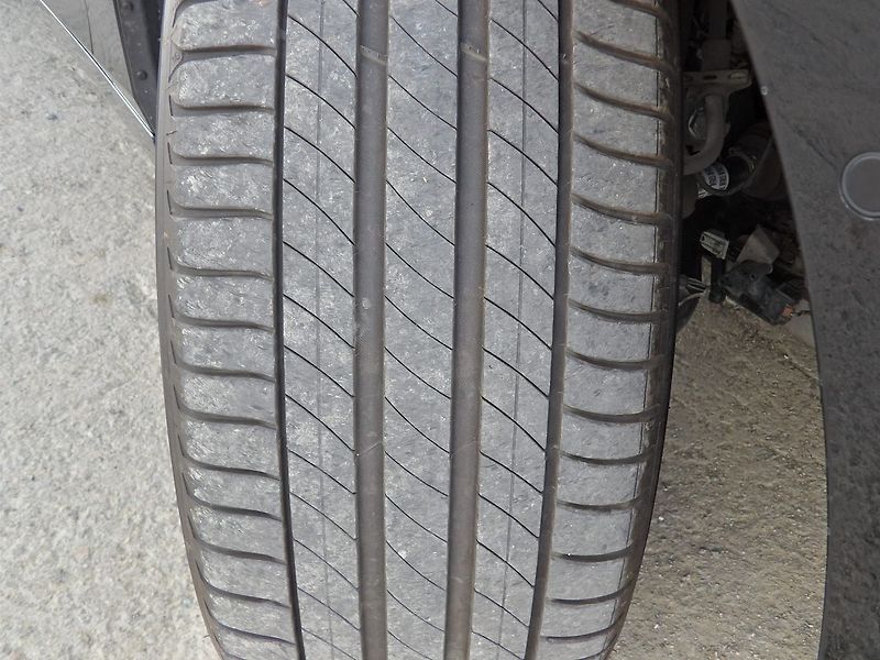 BMW Řada 2 2.0d 110kW A/T LED Tažné DPH - fotka 27 z 34