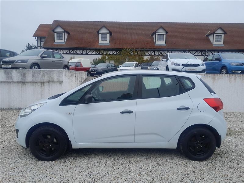 Kia Venga 1,4i16V 66kW - fotka 4 z 47