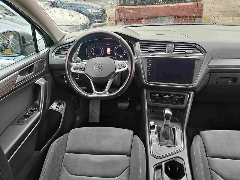 Volkswagen Tiguan Allspace (2022) TSI-110 webasto  HEAD-UP  NAVI - fotka 13 z 22