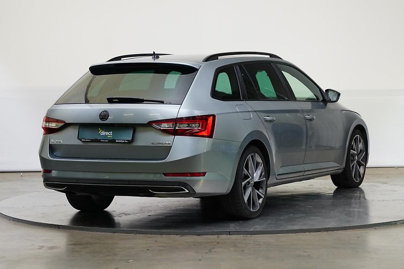 Škoda Superb - fotka 2 z 27