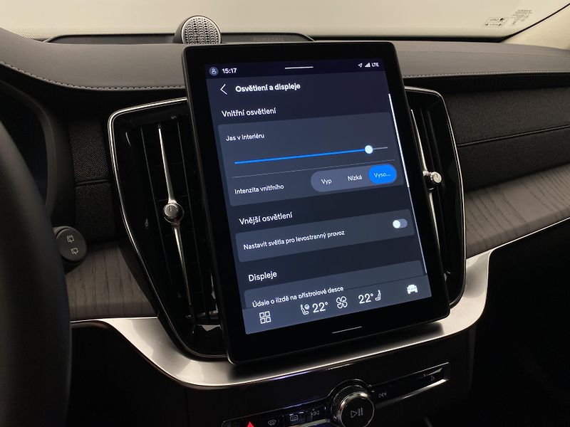 Volvo XC90 T8 AWD PLUG-IN ULTIMATE BRIGHT - fotka 58 z 74