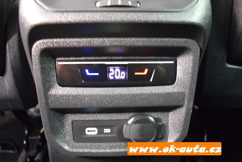 Volkswagen Tiguan 2.0 TDI LIFE 4 MOTION DSG  - fotka 29 z 57