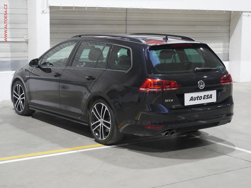 Volkswagen Golf (2016) 2.0 TDi, GTD, DSG, bixen, - fotka 6 z 20