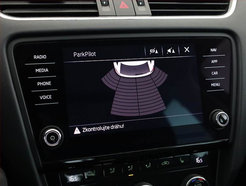 Škoda Octavia (2019) 1.5 TSI G-TEC, Automat, Kůže - fotka 14 z 20