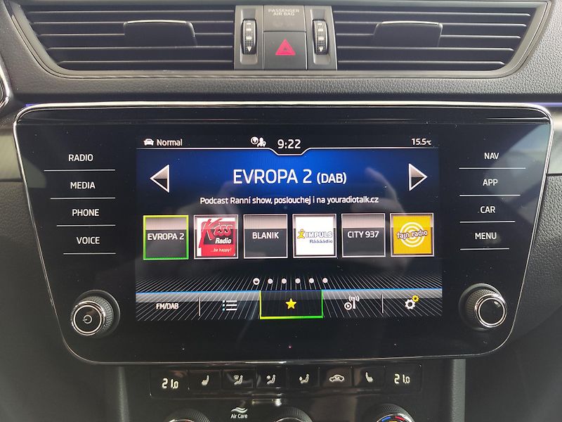 Škoda Superb (2023) 2.0TDi 110kW Sportline DSG - fotka 18 z 25