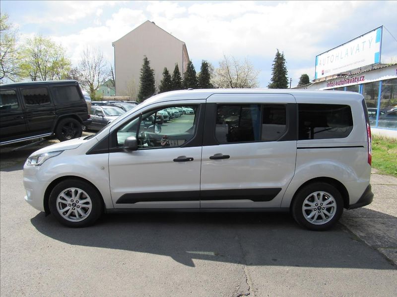 Ford Tourneo Connect 1,5 TDCi 88kW 5 Míst Long - fotka 7 z 32
