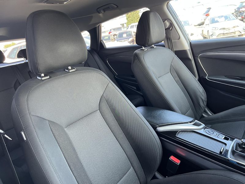 Hyundai i40 1.7CRDi KAMERA KLIMA PŮVOD ČR - fotka 32 z 41