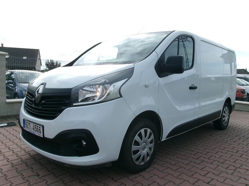 Renault Trafic (2017) 1,6dCi KLIMA TAŽNÉ 1.MAJ - fotka 2 z 26