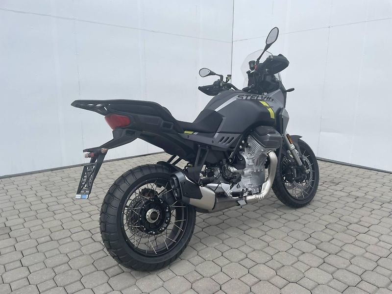 Moto Guzzi (2026) V100 Stelvio ARAS E5+ - fotka 3 z 10