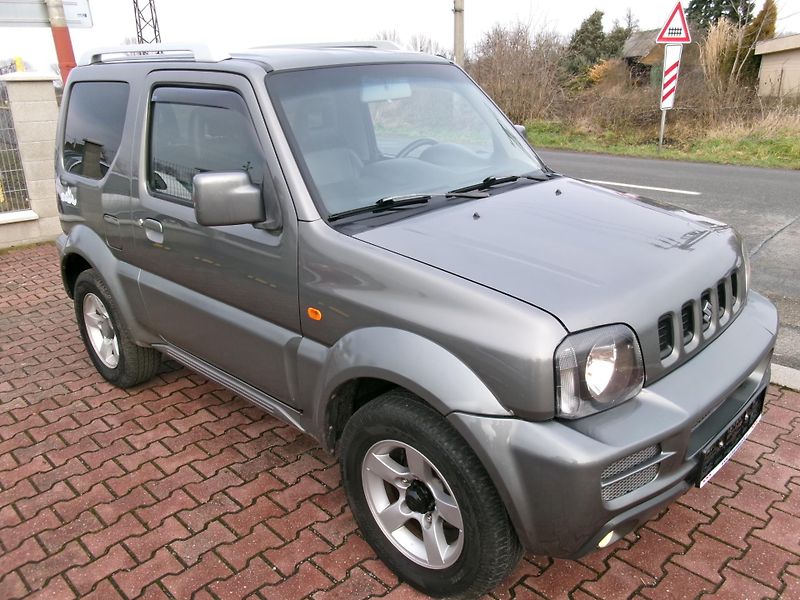Suzuki Jimny (2006) 1,3i KLIMA ALU VÝHŘEV TAŽNÉ - fotka 12 z 34