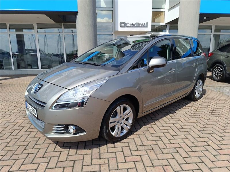 Peugeot 5008 1,6 THP - fotka 3 z 19