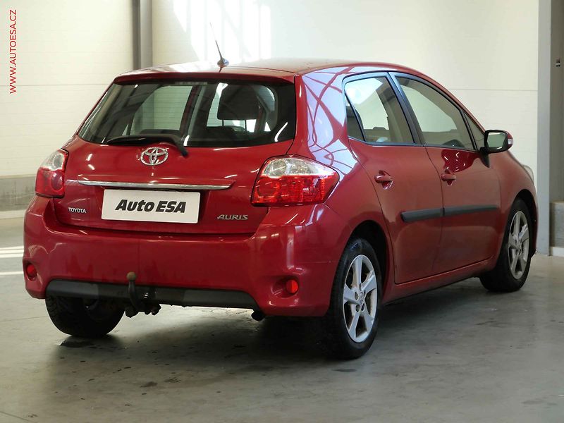 Kia Ceed (2009) 1.4i, 1.maj,ČR, AC - fotka 4 z 21