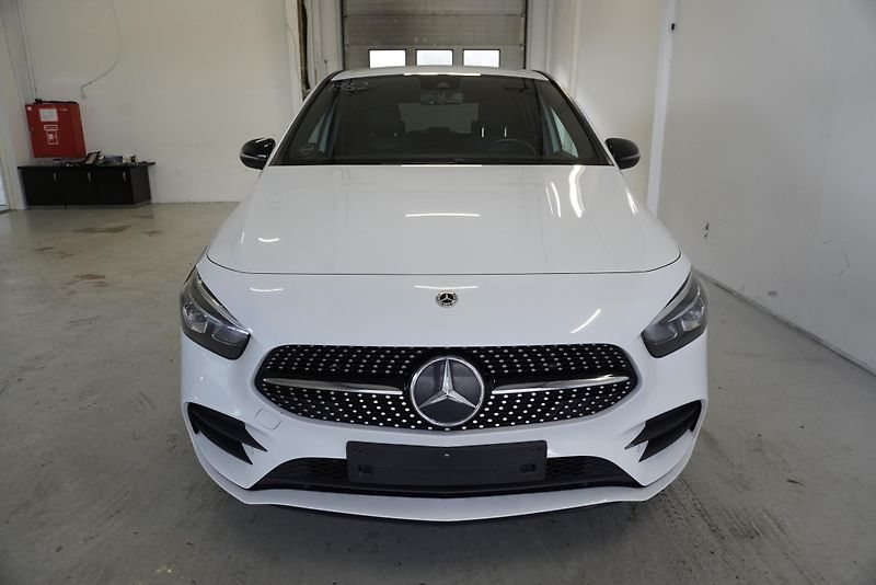 Mercedes-Benz Třídy B B 220d 140kW AMG line AUTOMAT8 - fotka 2 z 29
