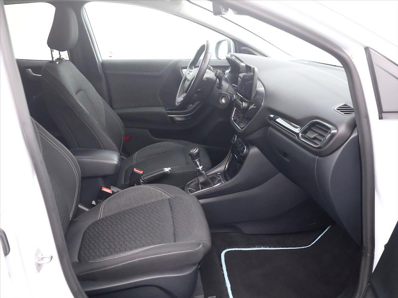 Ford Puma 1,0 EcoBoost 92kW Titanium CZ - fotka 12 z 32