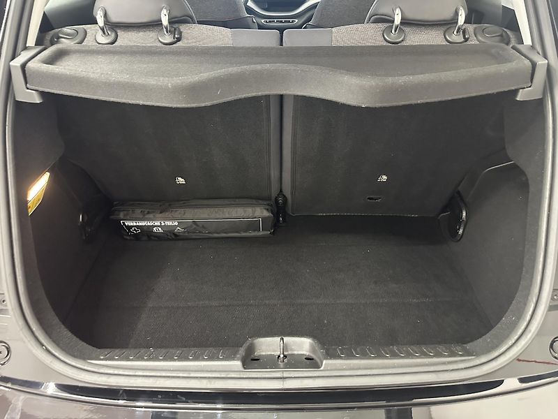 Fiat 500e (2023) 500E 3+1*42kwh*KAMERA*DPH - fotka 13 z 18