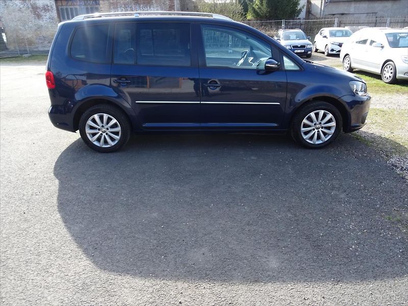 Volkswagen Touran 1,2 TSi 77 kW - fotka 3 z 33