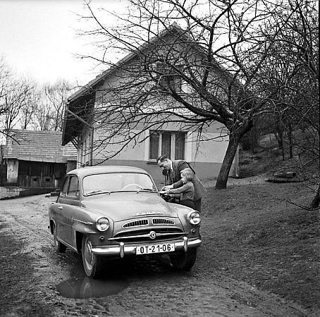 Škoda 440 Spartak.