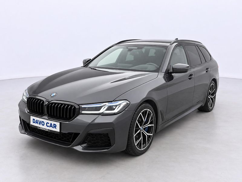 BMW Řada 5 3,0 540i 245kW xDrive DPH - fotka 3 z 34