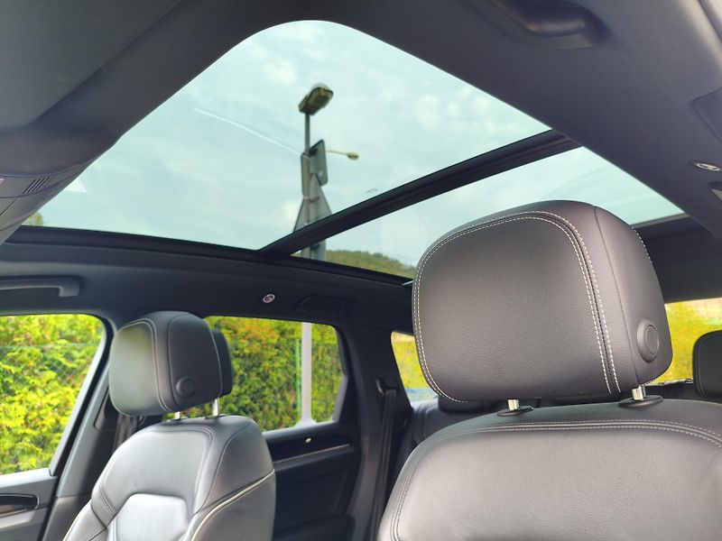 Volkswagen Touareg (2022) 3,0 TDI Elegance 210 KW - fotka 24 z 40