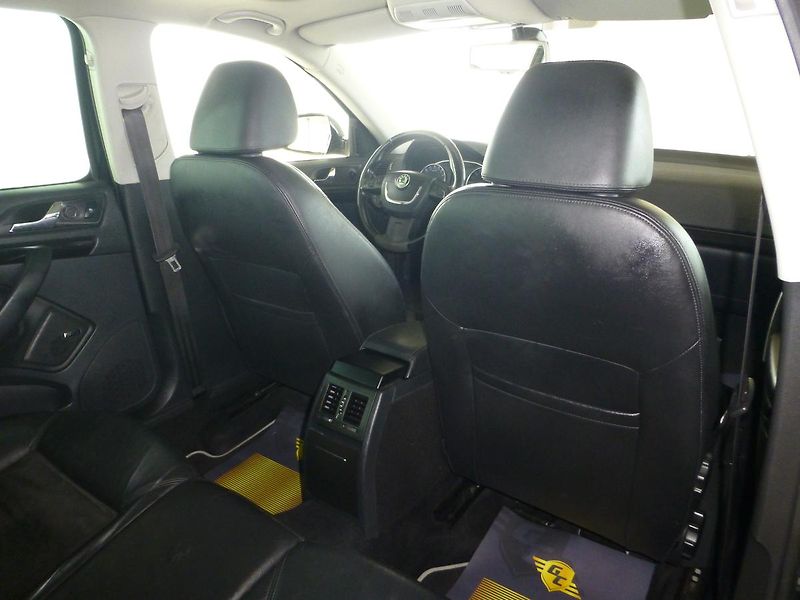 Škoda Octavia (2011) 2,0TDI*VYHŘ.SED**4X4**NAV**L&K - fotka 26 z 28