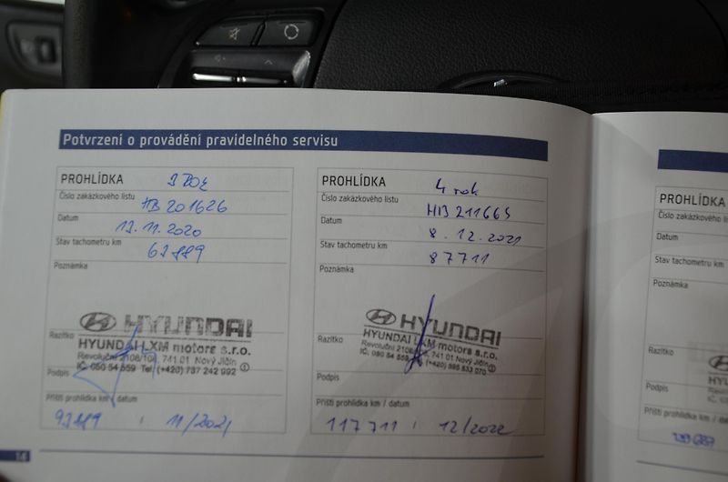Hyundai i30 (2017) 1.6CRDi kombi 81kw - řetězová - fotka 18 z 23