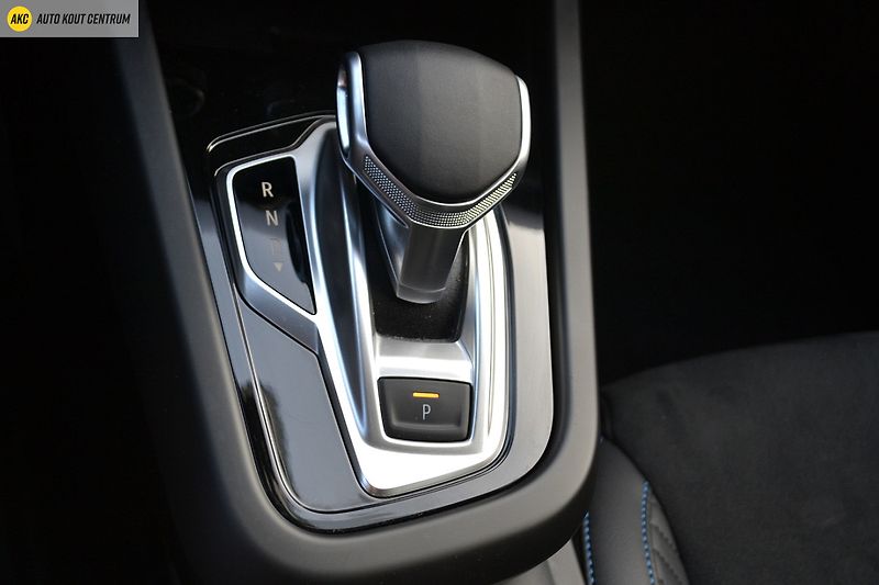 Renault Arkana ESPRIT ALPINE MHEV 160 EDC - fotka 29 z 58