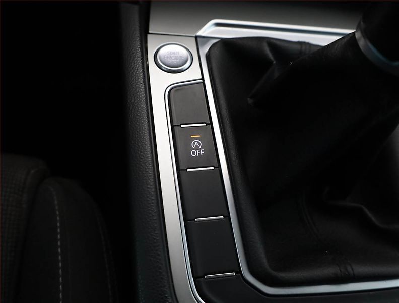 Volkswagen Passat (2016) 2.0 TDI, Navi, Tempomat - fotka 15 z 18