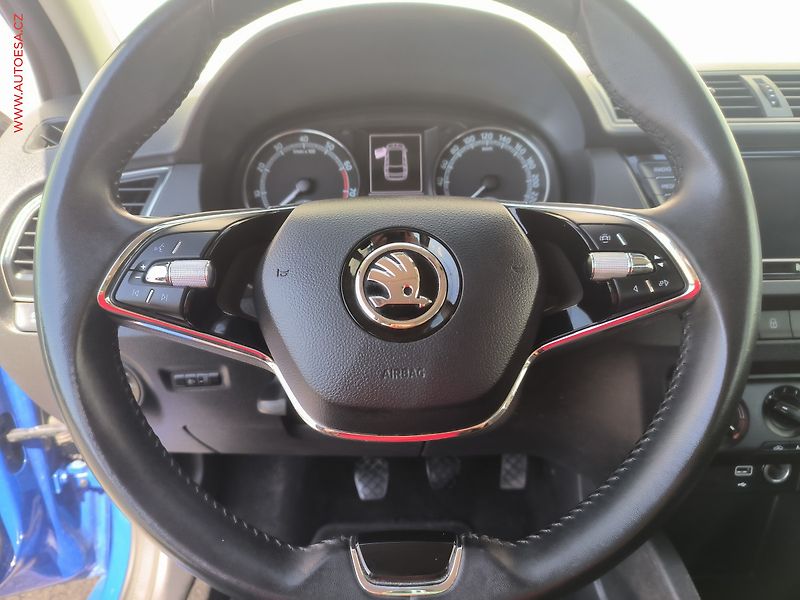 Škoda Fabia (2022) 1.0 TSi, 1.maj,ČR, Ambition - fotka 15 z 19