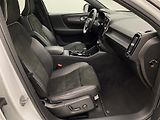 Volvo XC40 D4 AWD R-DESIGN AUT  - náhled 23