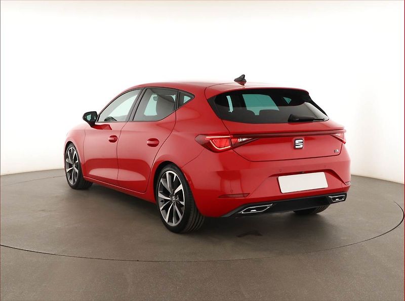 Seat Leon (2021) 1.5 TSI, Kůže, Tempomat - fotka 4 z 21