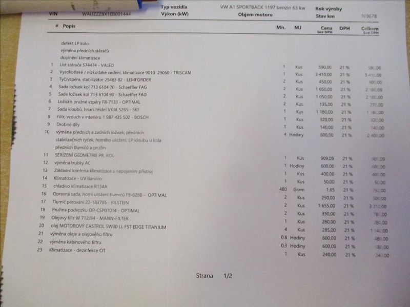 Audi A1 1,2 TSi, klima,Navi,serv.kn. - fotka 33 z 35