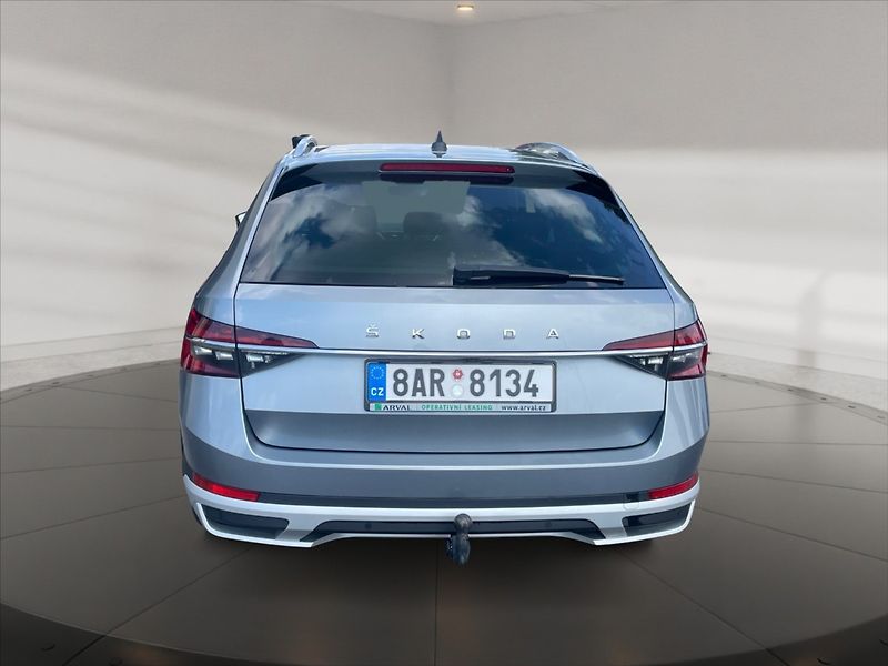 Škoda Superb 2,0 TSI 200 Sc. 4x4 AT - fotka 5 z 11