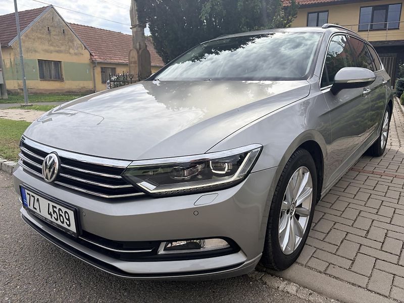 Volkswagen Passat 2.0TDI 110KW MANUAL MATRIX - fotka 1 z 62
