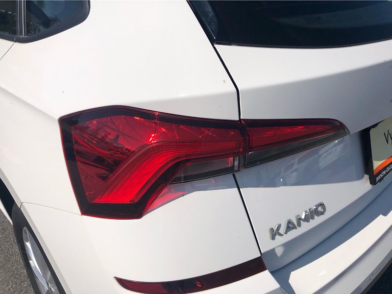 Škoda Kamiq 1.0 TSi AMBITION - fotka 25 z 28