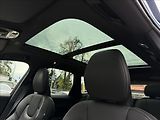 Volvo XC60 B4 2.0d 4X4 R-Design - náhled 25