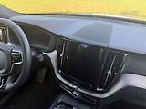 Volvo XC60 B4    R Design    ČR - náhled 26