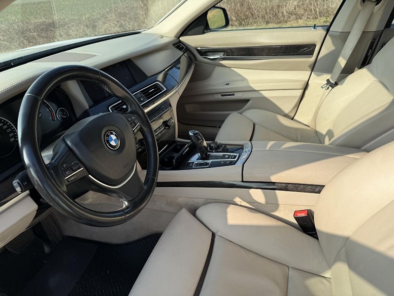 BMW Řada 7 (2011) 740 Xd Výměna možná! - fotka 44 z 50