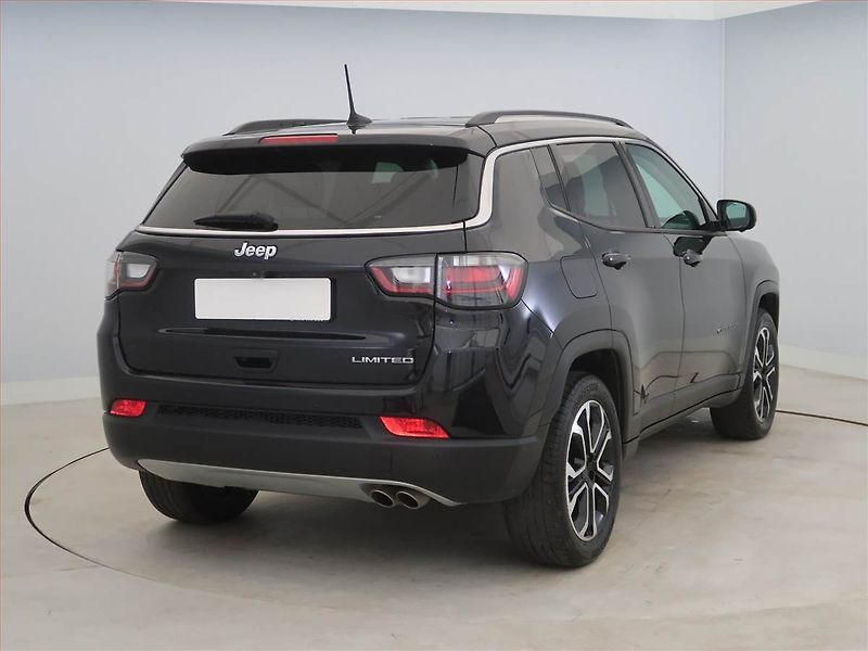 Jeep Compass (2021) 1.3 T-GDI - fotka 5 z 17