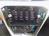 Volkswagen Passat 2,0 TDI R-LINE, MATRIX, ALCAN. - náhled 33