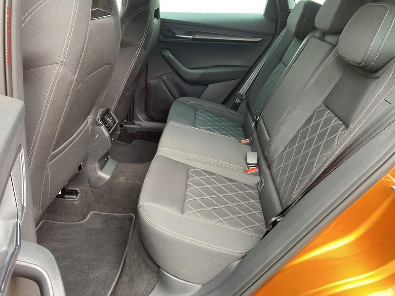 Škoda Karoq (2025) 2.0 TDi 4X4, 1.maj,ČR - fotka 11 z 22